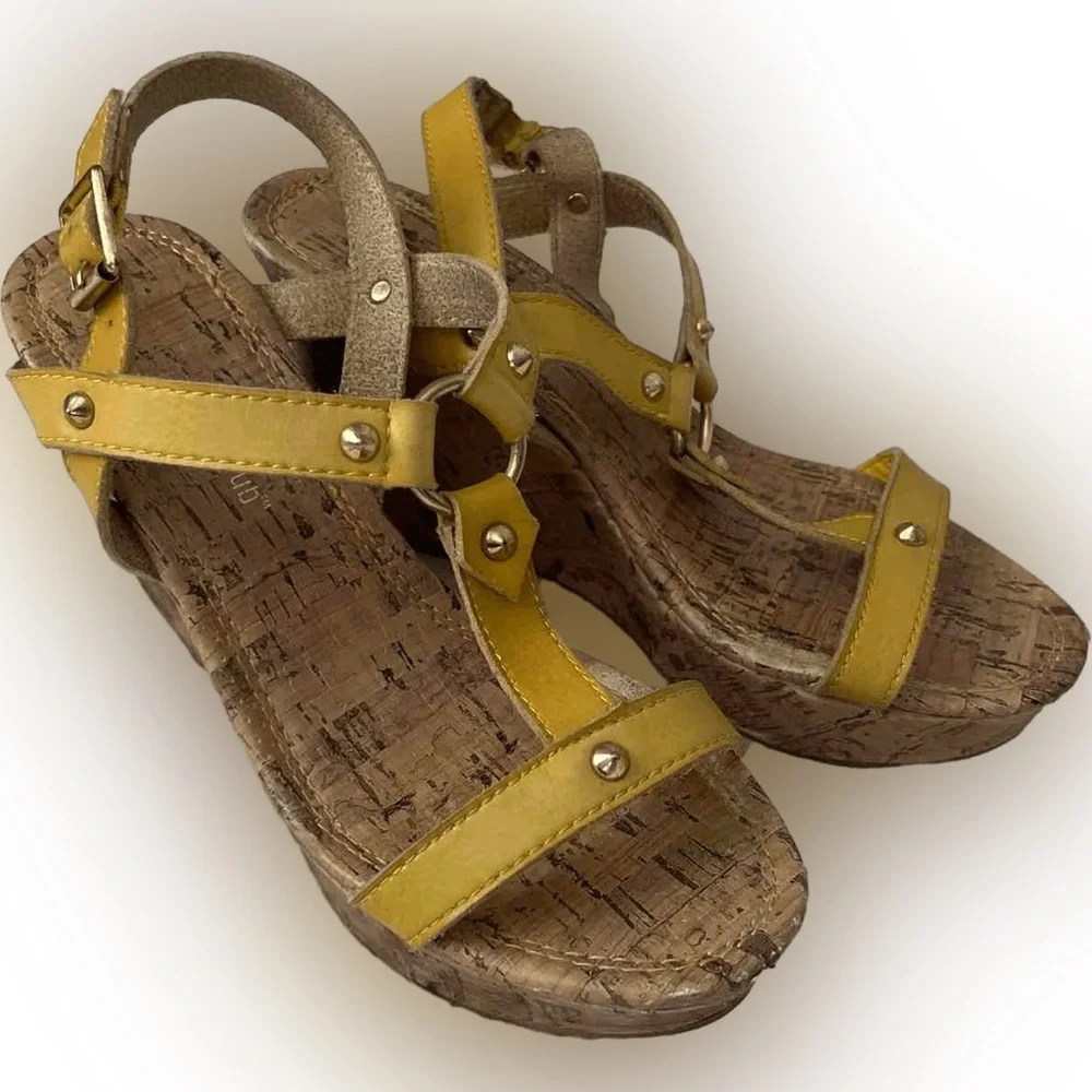 Platform heels - Picture 1 of 8